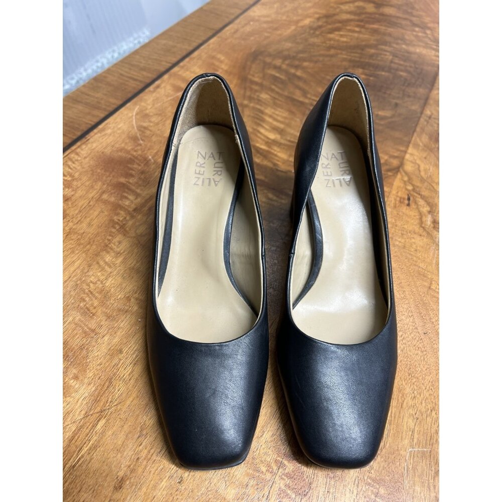 Women’s Naturalizer Pumps Size 8.5 Black Leather Chunky Square Heels Comfy
